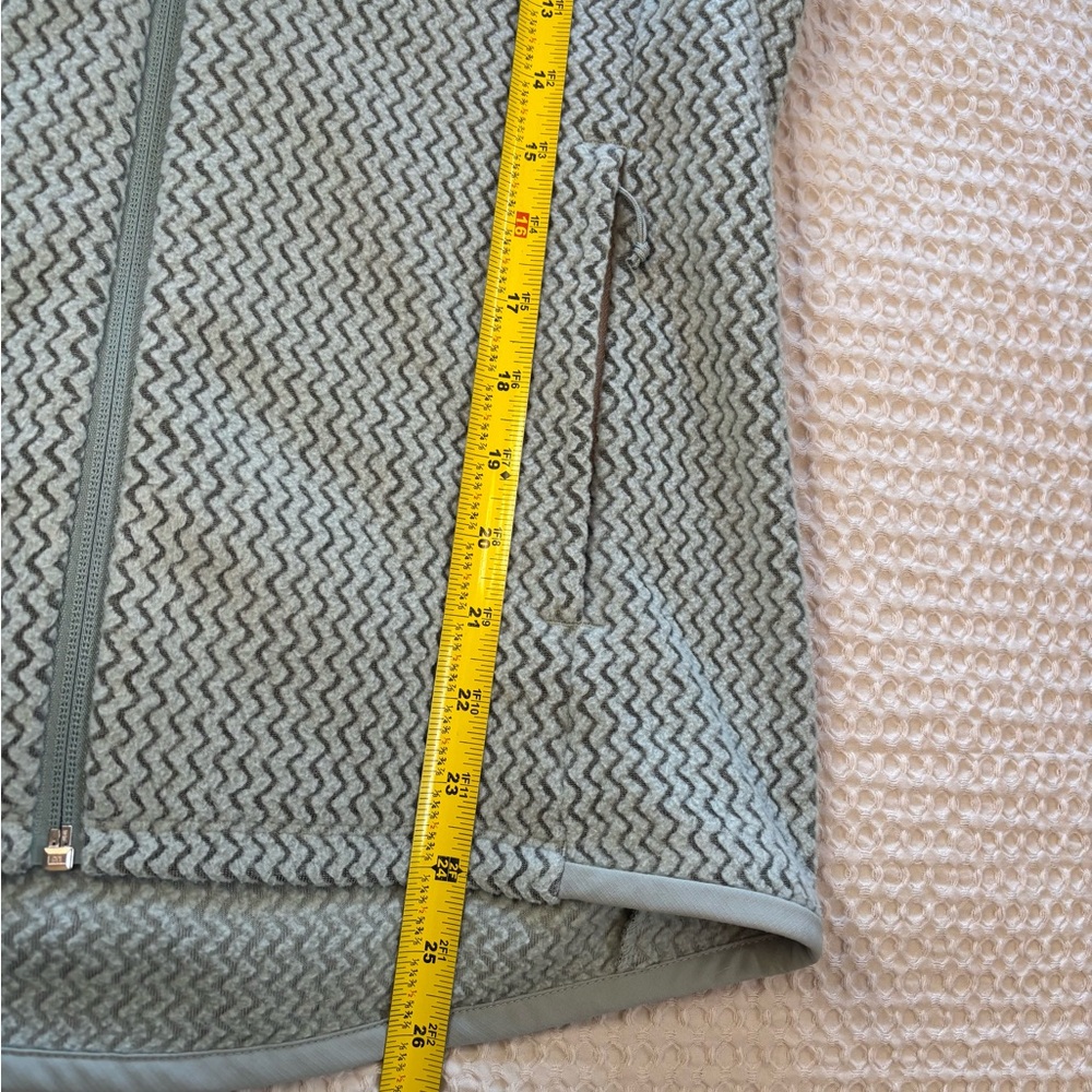 Patagonia R1 Air Full Zip Hoody - Picture 7 of 9